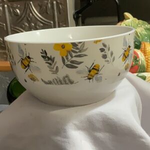 Royal Norfolk White Bowls with Yellow and Gray Floral Design with bees.Set of 4.